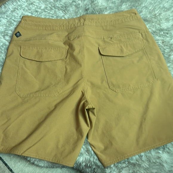 Men’s Roark the artifacts of adventure layover shorts. Size 32W, near ne… - Picture 6 of 6